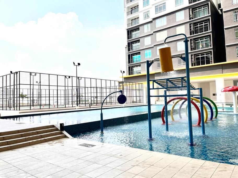 Urban Home-Swimming Pool-City Center Malacca 外观 照片