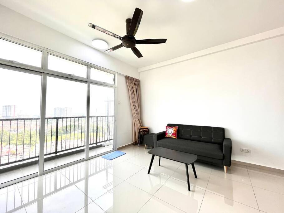 Urban Home-Swimming Pool-City Center Malacca 外观 照片