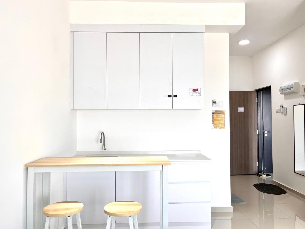 Urban Home-Swimming Pool-City Center Malacca 外观 照片