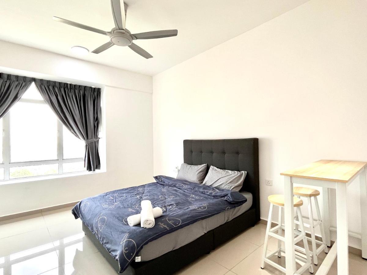 Urban Home-Swimming Pool-City Center Malacca 外观 照片